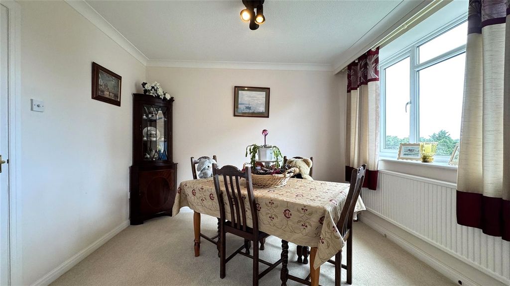 Property photo 3 of 8 Picture No. 07