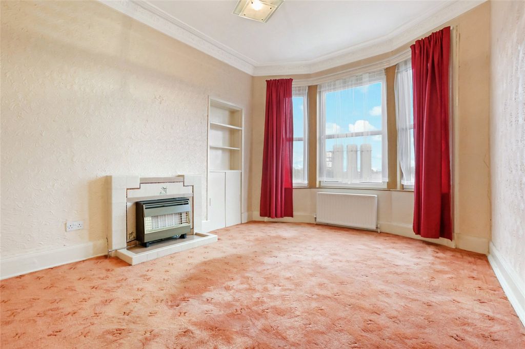 Property photo 2 of 10 2