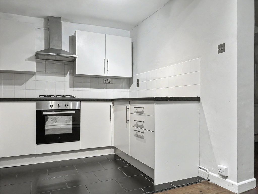 Property photo 3 of 12 Picture No. 20