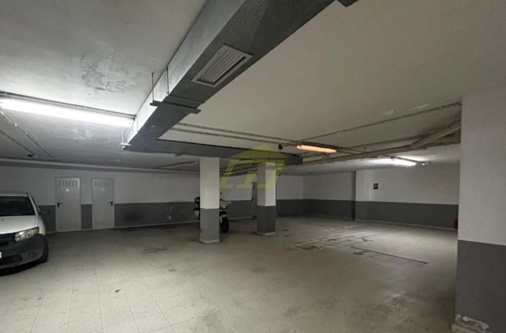 Property photo 1 of 3
