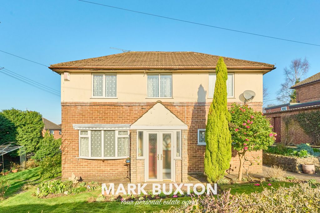 Property photo 2 of 31