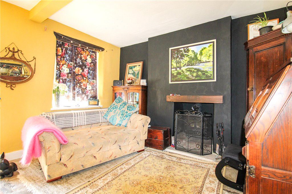 Property photo 2 of 23 Sitting Room