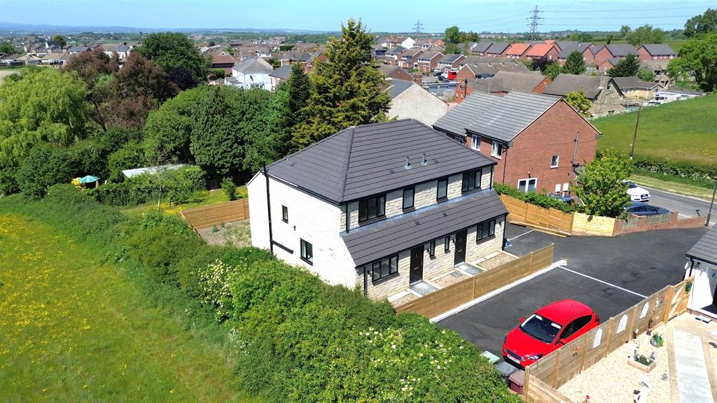 Property photo 1 of 16 Drone