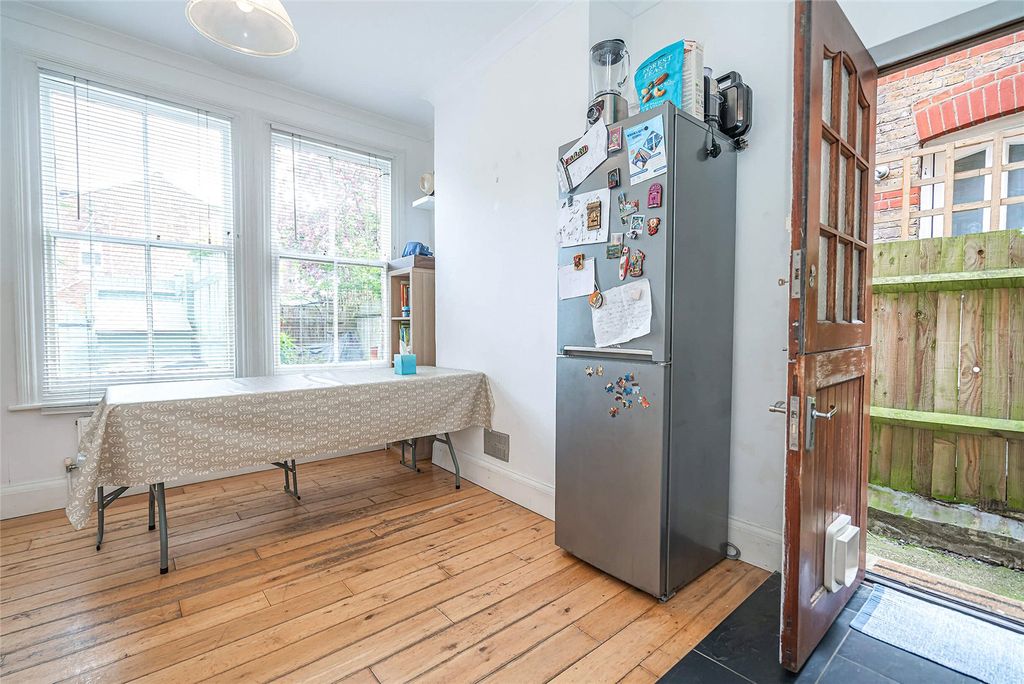 Property photo 3 of 13 Kitchen B