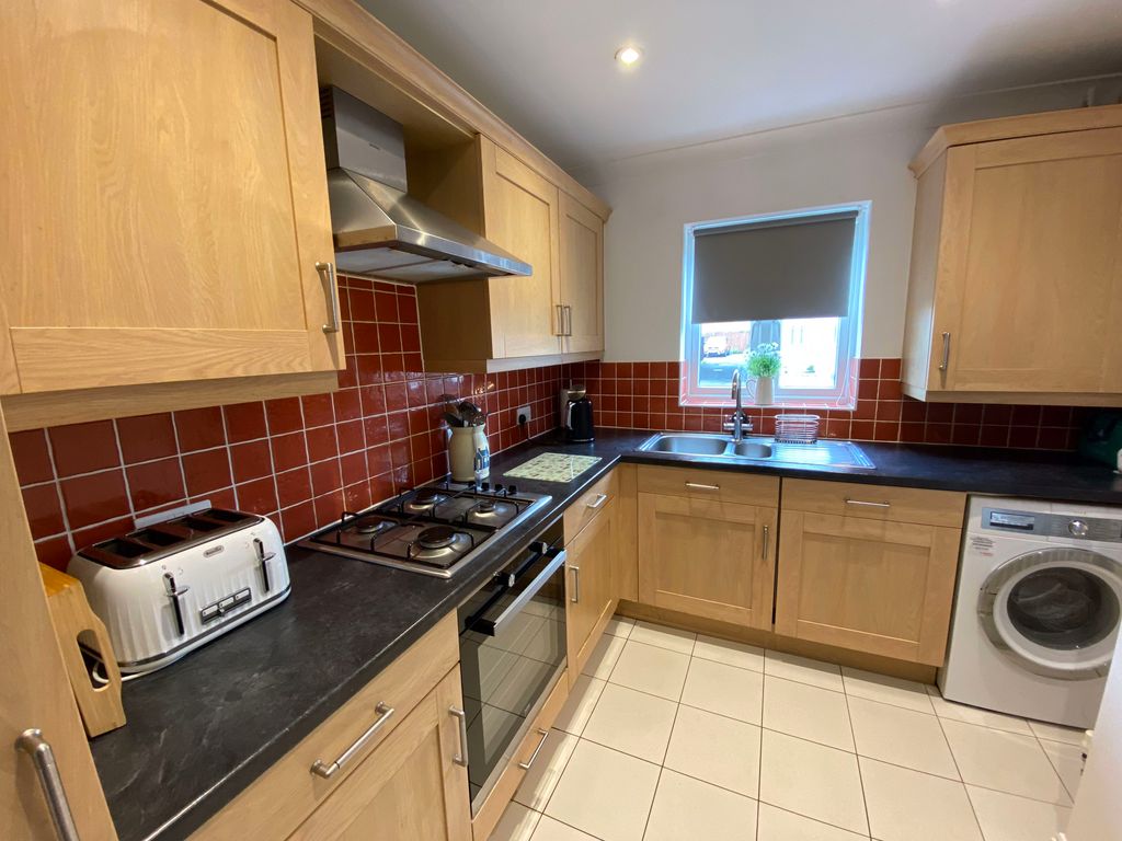 Property photo 3 of 16 Photo 11