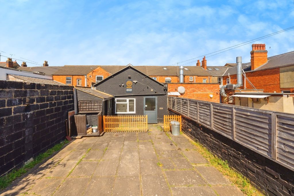 Property photo 1 of 17 Photo