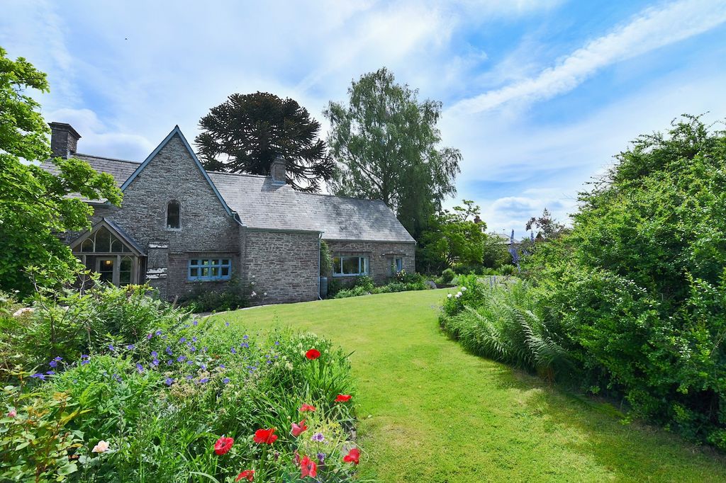 Property photo 2 of 30 Not Specified