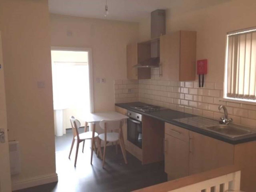 Property photo 3 of 11