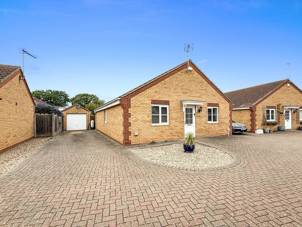 Property photo 1 of 12