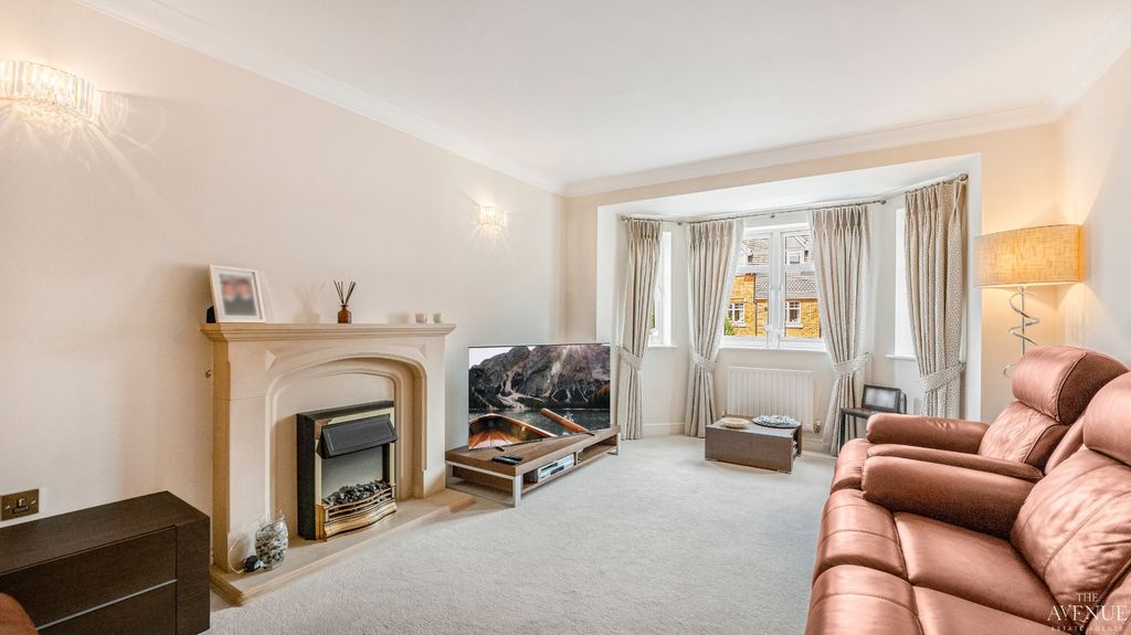Property photo 3 of 27 5110356