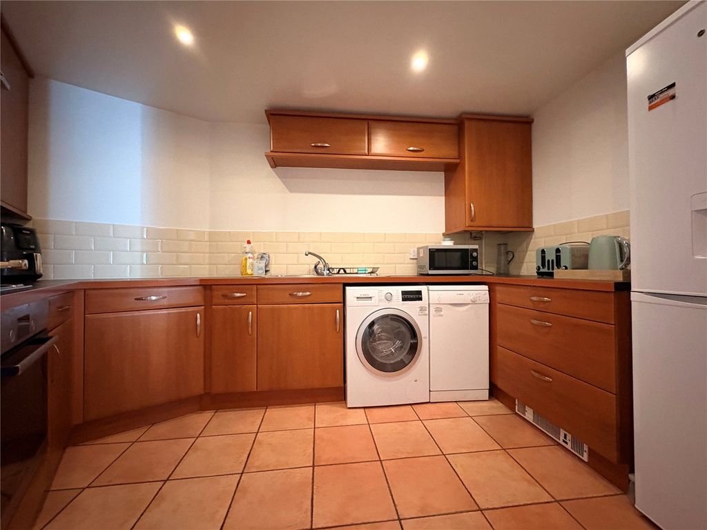 Property photo 3 of 17 Picture No. 03