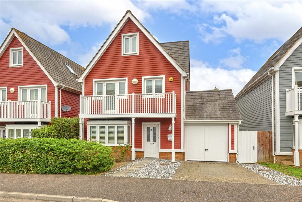 Property photo 1 of 29 01