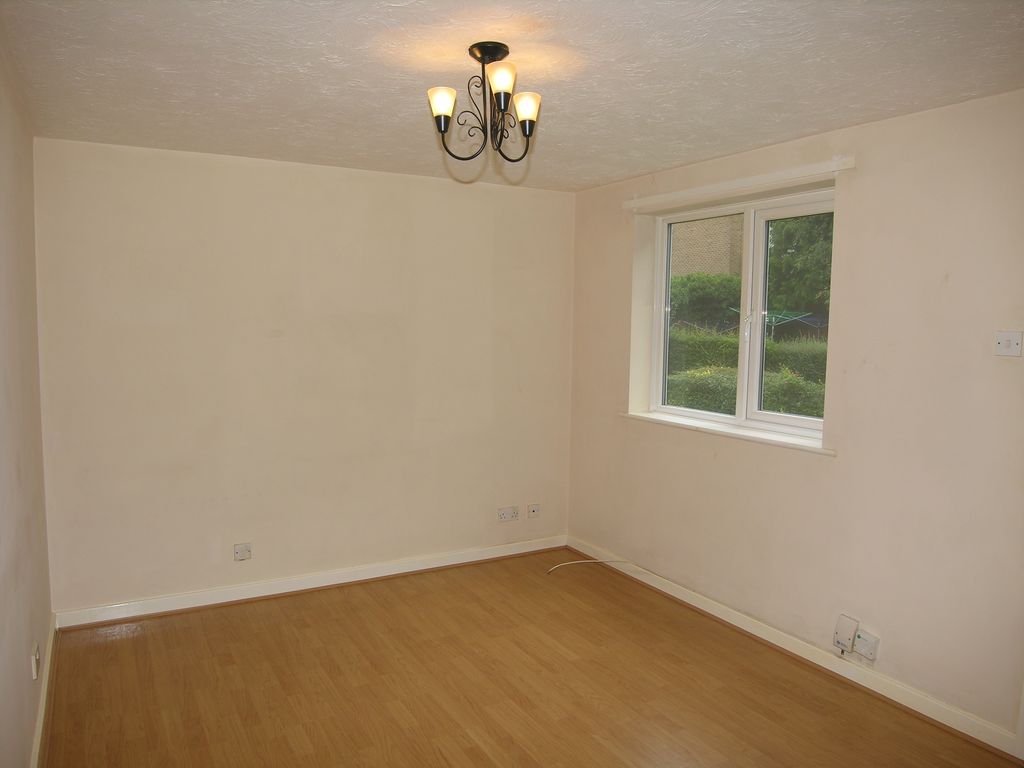 Property photo 3 of 4