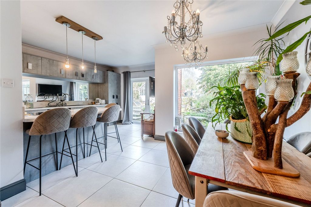 Property photo 2 of 20 Picture No. 13