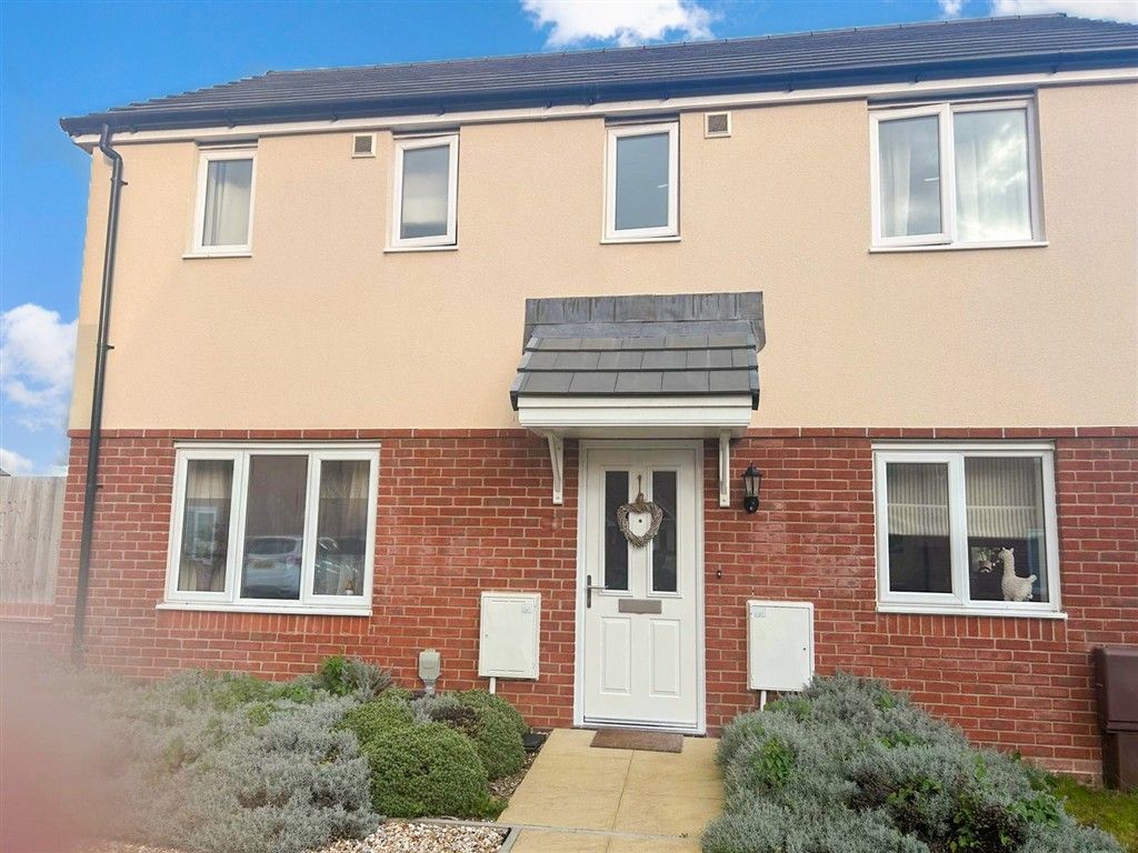 Property photo 1 of 1 Front