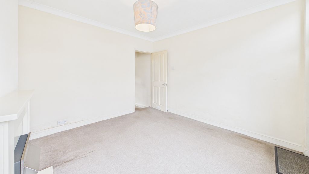 Property photo 3 of 17 49231213