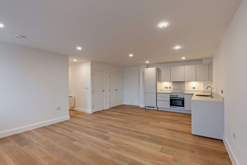 Property photo 1 of 13 Living