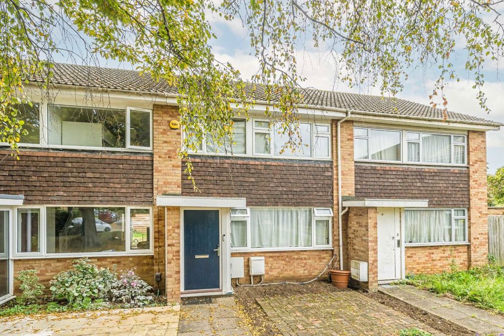 Property photo 1 of 8