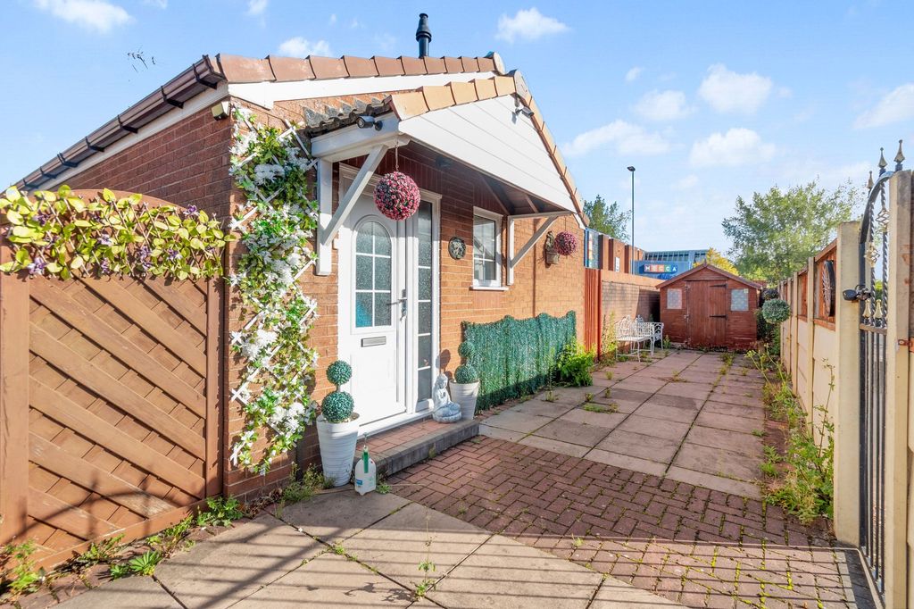 Property photo 1 of 29