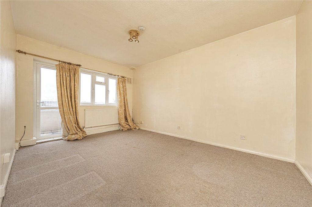 Property photo 2 of 10 Picture No. 02