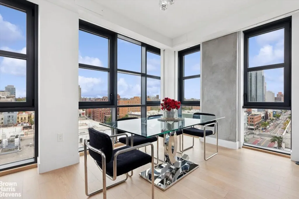 Property photo 2 of 14 <Alttext/>