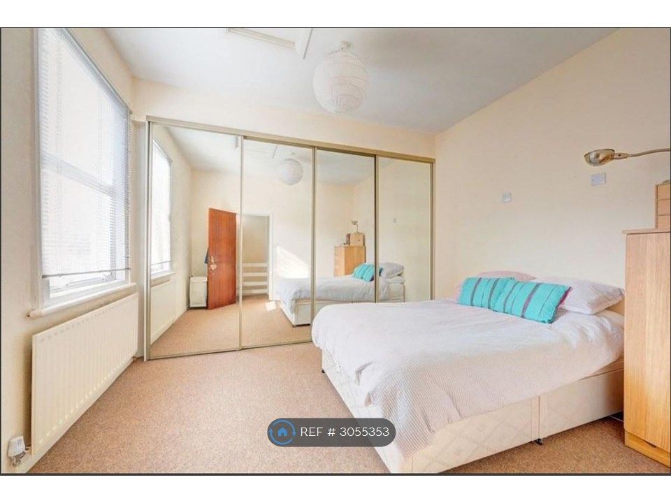 Property photo 2 of 9 Bedroom 1