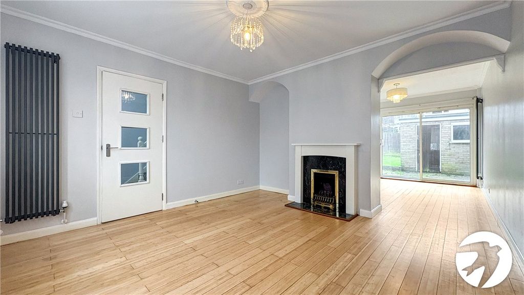 Property photo 2 of 11 Picture No. 20