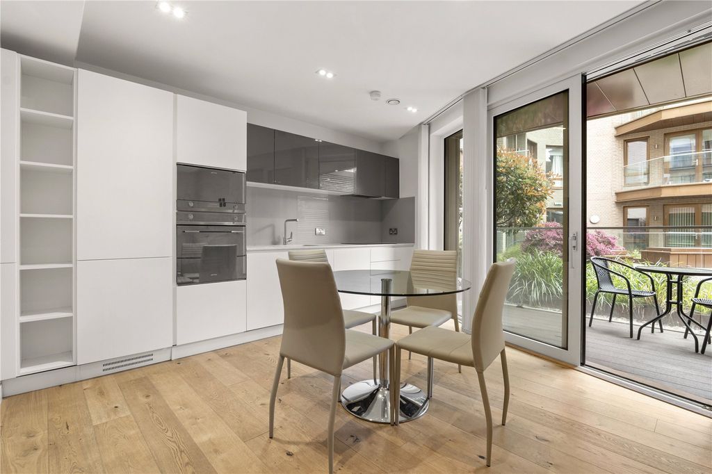 Property photo 2 of 14 Picture No. 34