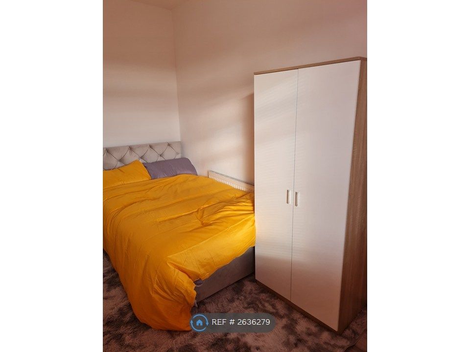 Property photo 2 of 3