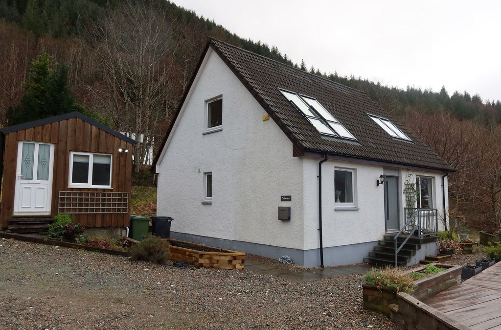 Property photo 2 of 57