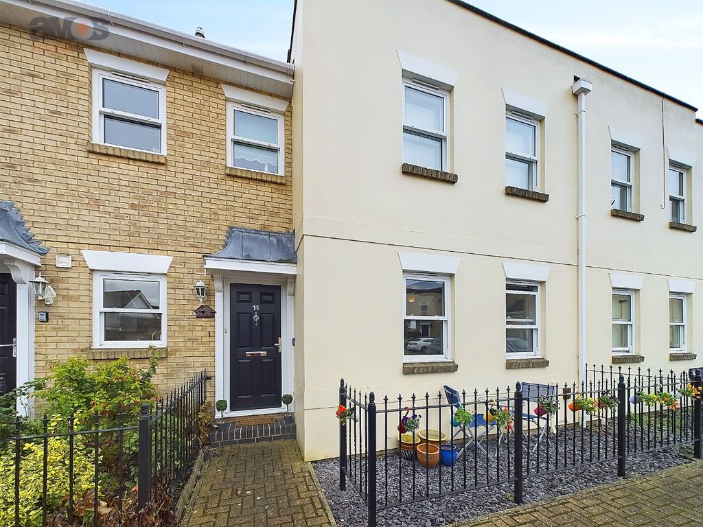 Property photo 2 of 9 3705605