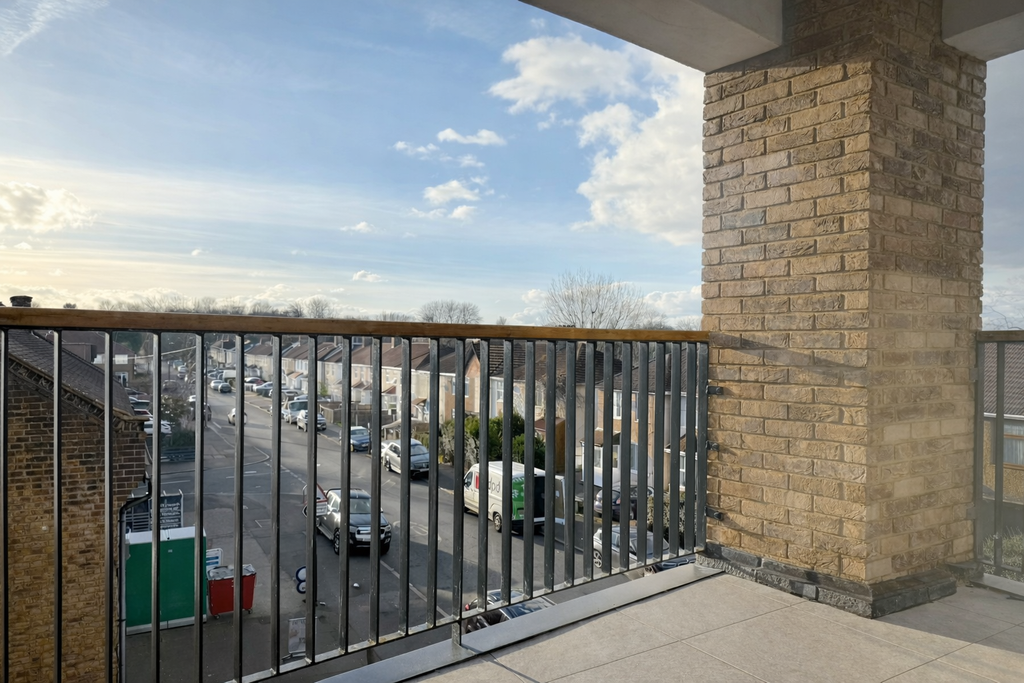 Property photo 3 of 8