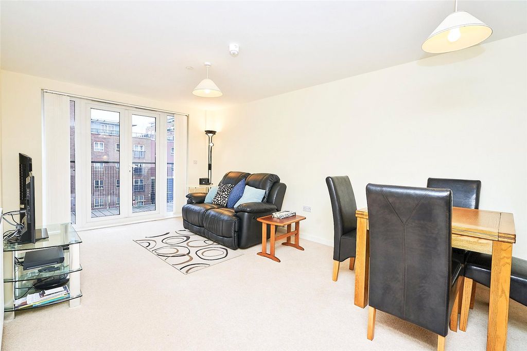 Property photo 1 of 15 Picture No. 04