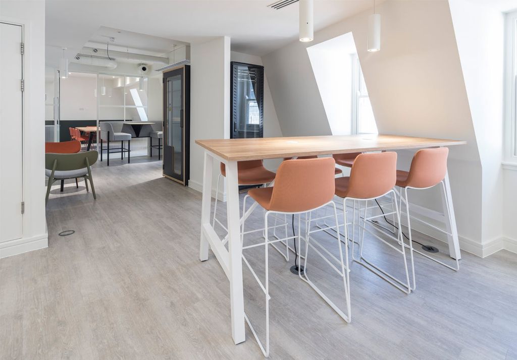 Property photo 3 of 5 4th Floor 3.Jpg