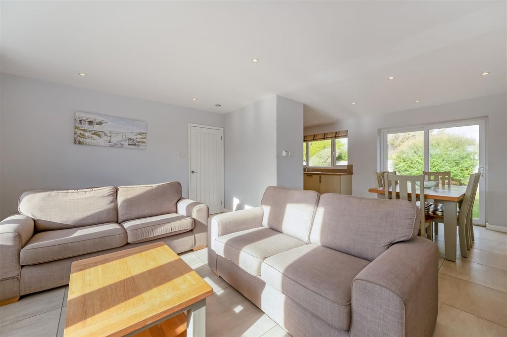 Property photo 2 of 24 Emz_6326.Jpg