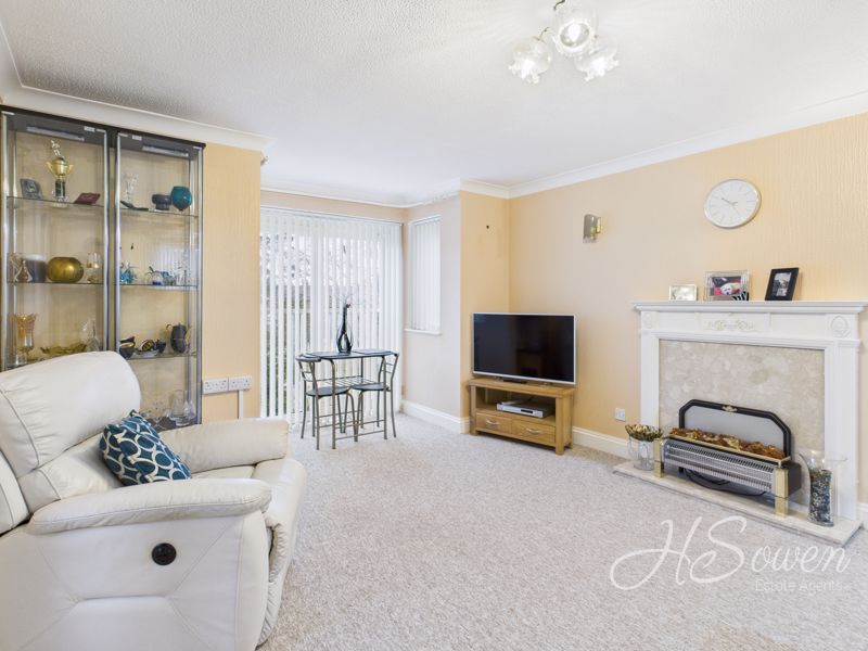 Property photo 3 of 12 Photo 5