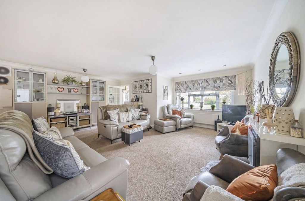 Property photo 3 of 13 Picture No. 20