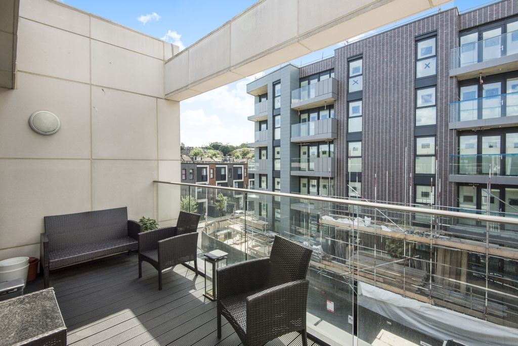 Property photo 3 of 15 490316 (2)