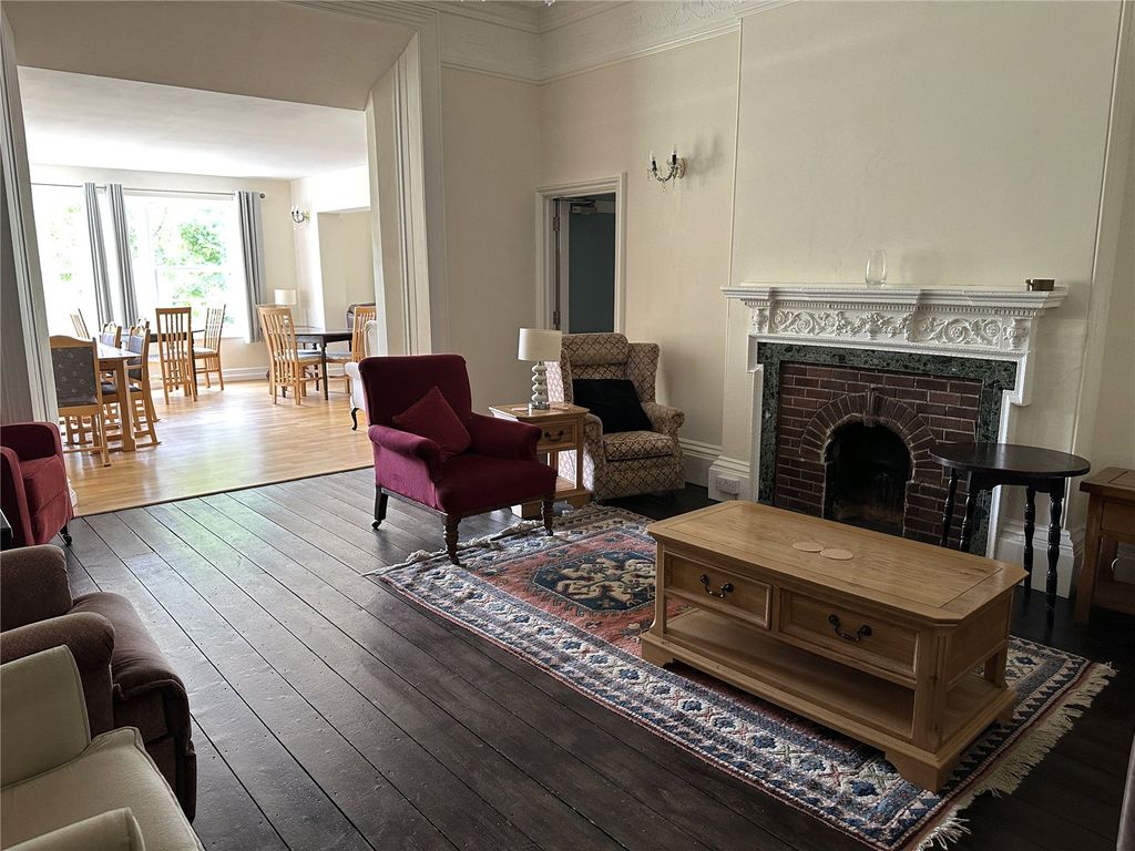 Property photo 1 of 17 Picture No. 07