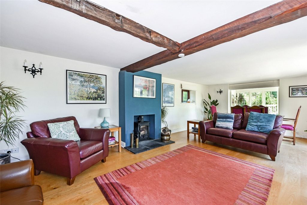 Property photo 2 of 21 Sitting Room