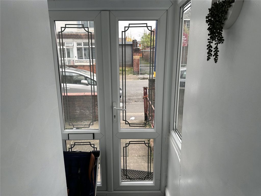 Property photo 2 of 19 Picture No. 05