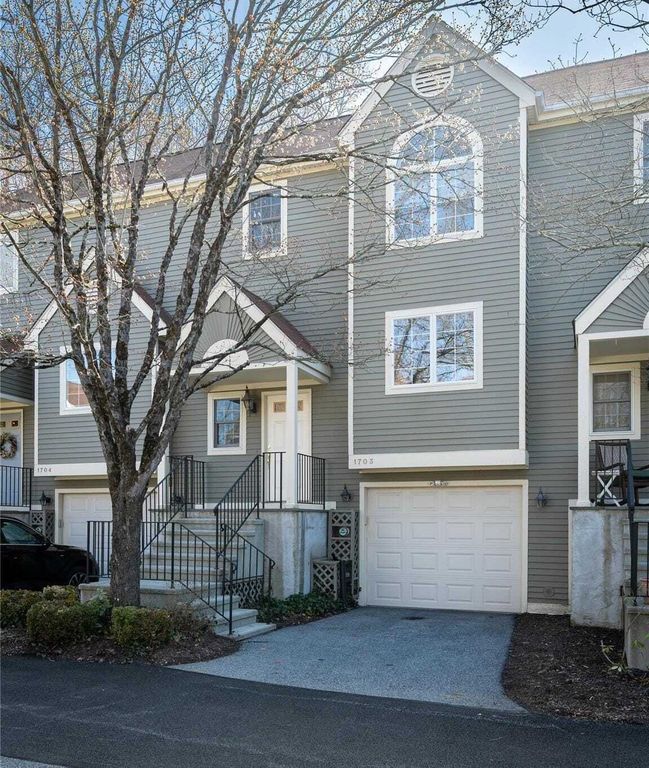 Property photo 1 of 31