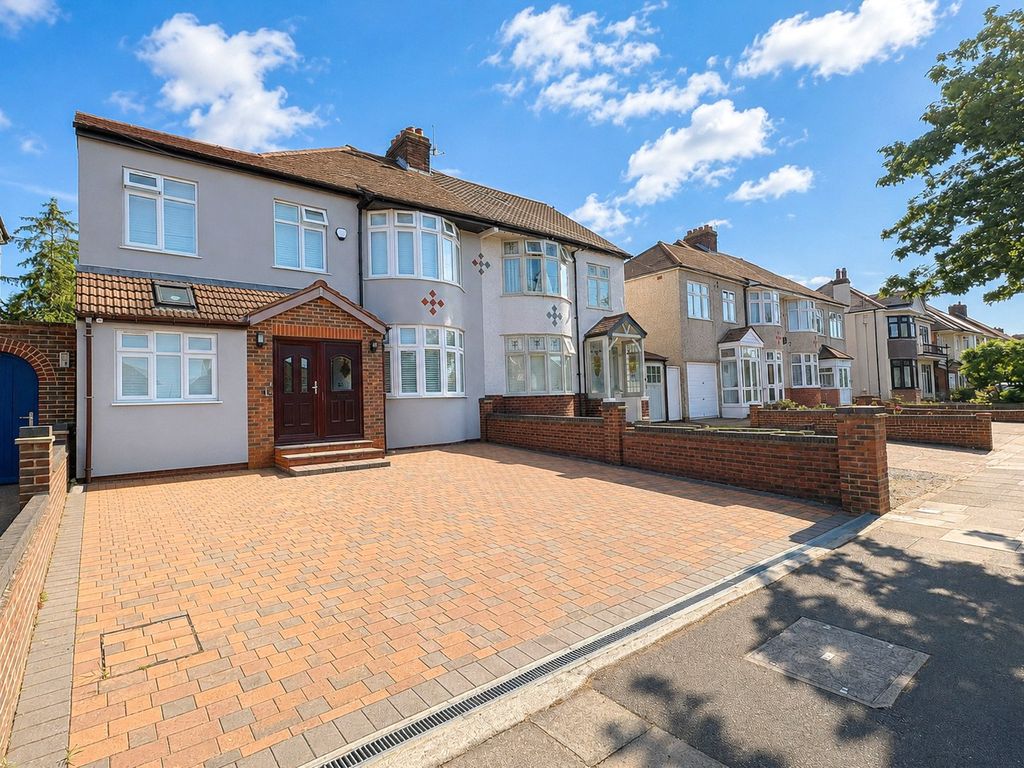 Property photo 1 of 27 Picture No. 31