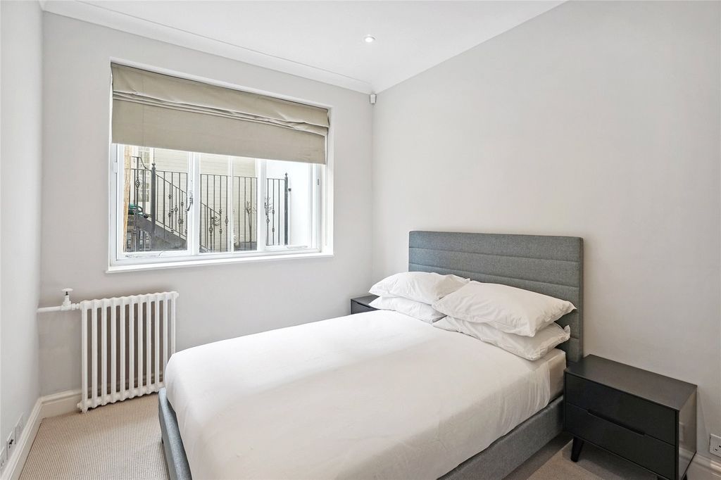 Property photo 3 of 22 Picture No. 34