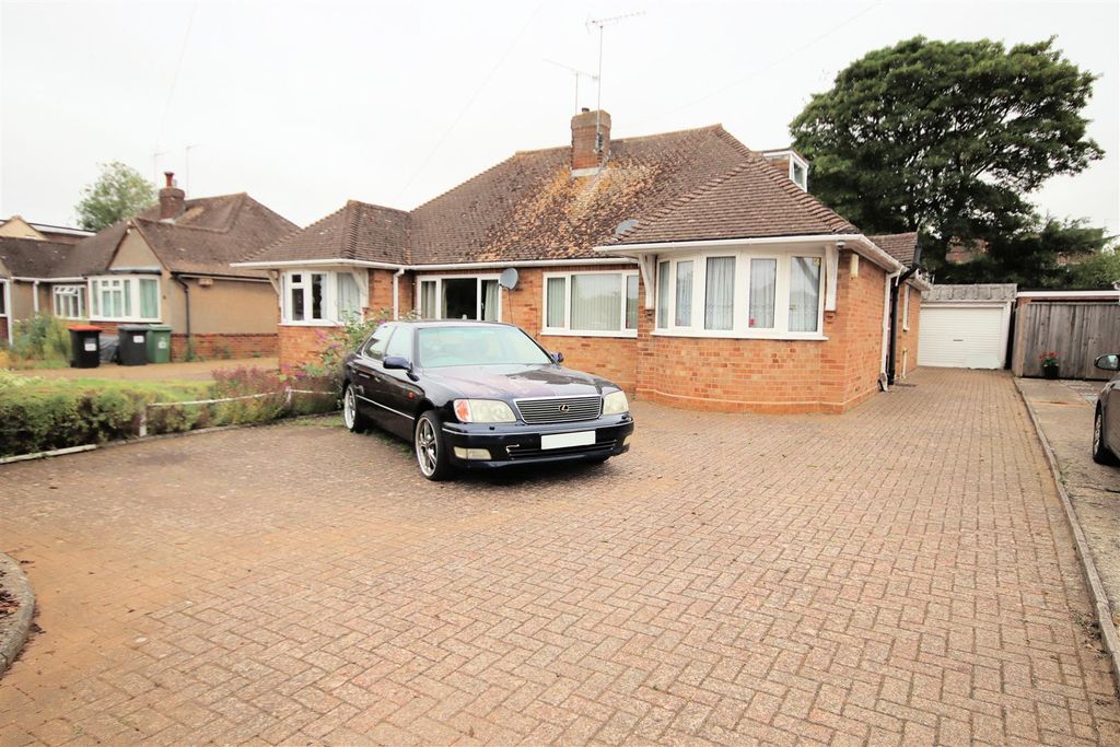 Property photo 1 of 18 20Chapelclose-H.Jpg