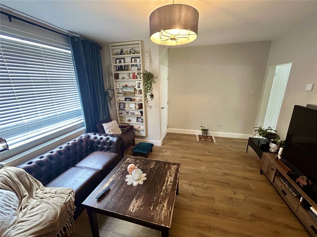 Property photo 3 of 24 Living Room