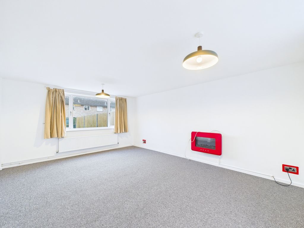 Property photo 3 of 11 Cam01909G0-Pr0449-Still002