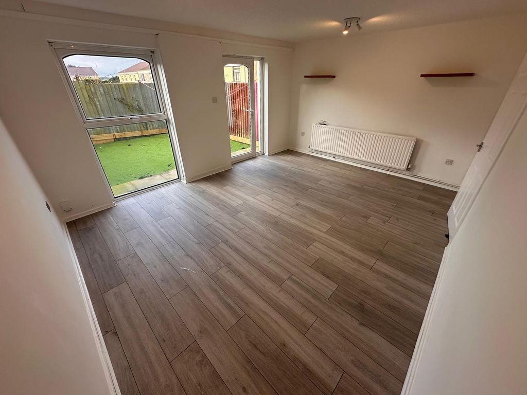 Property photo 2 of 13 Whatsapp Image 2025-12-30 At 11.16.43 Am (2)