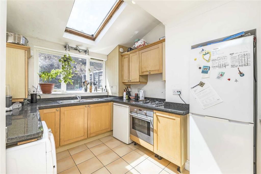 Property photo 3 of 7