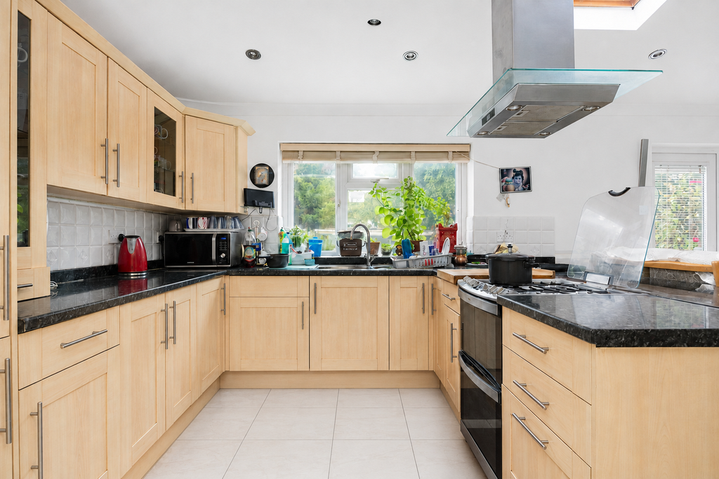 Property photo 2 of 13 Kitchen